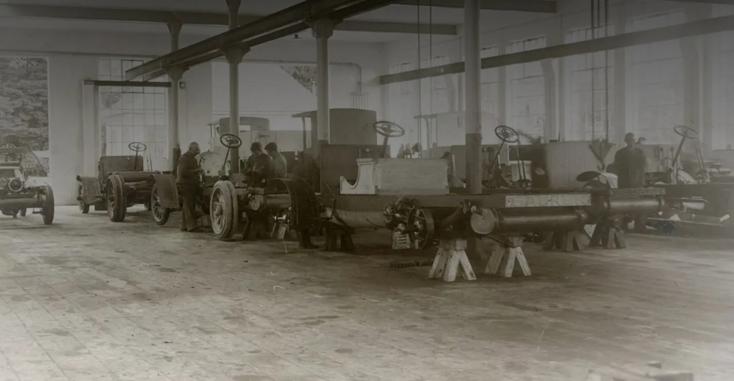 Совместное предприятие Swiss Adolf Saurer AG и MAN в Lindau, 1915 г.